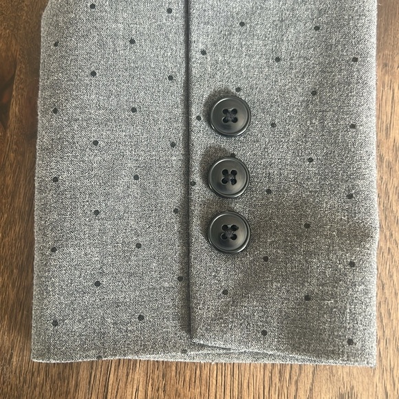 ELLE Women's Grey with Black Dot Size 6, 1 Button Blazer W Pockets - Picture 6 of 12